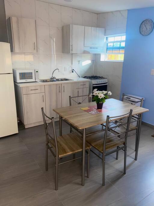 Cozy 1-Bedroom Apartment Close To City Center Βίλλεμσταντ Εξωτερικό φωτογραφία